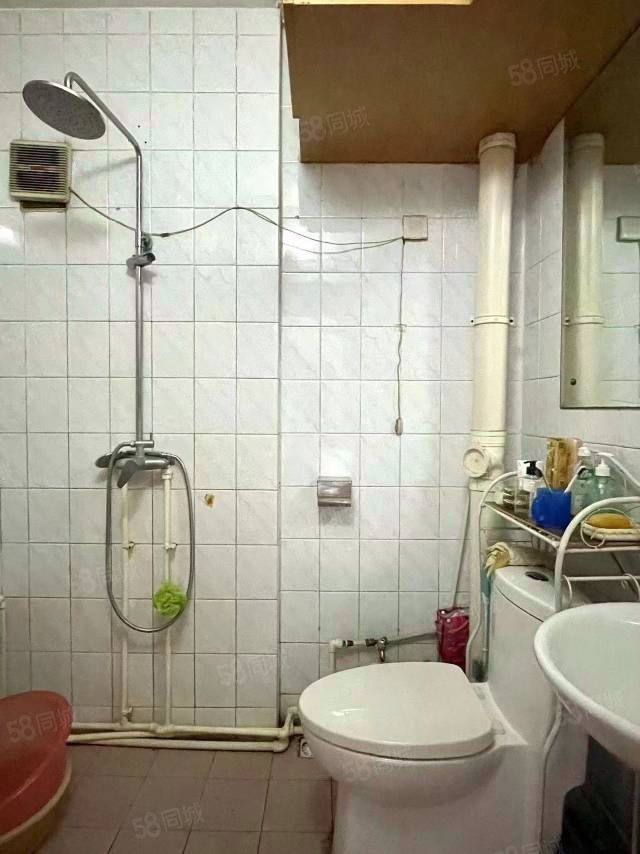 迎秋西里2室2廳1衛(wèi)84.24㎡南北58萬(wàn)