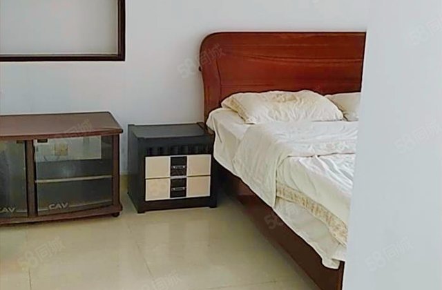 世贸雅苑4室2厅170.2㎡185万二手房图片