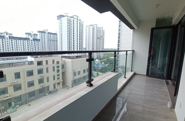 城市芳华 中层边户三室双卫 新房未住，带车位储藏室 孟达实验