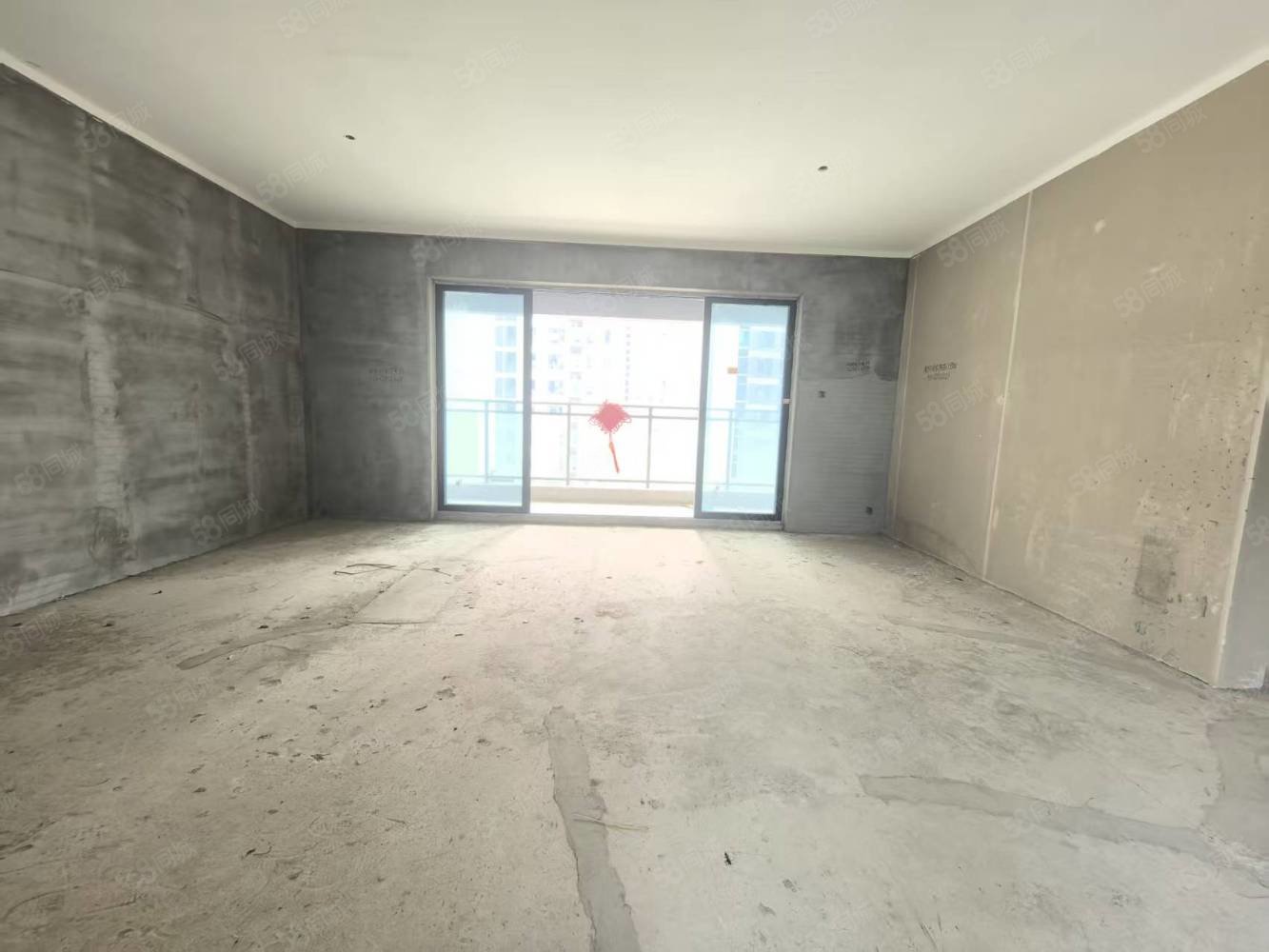 桃李江山3室2厅2卫131㎡南北89万