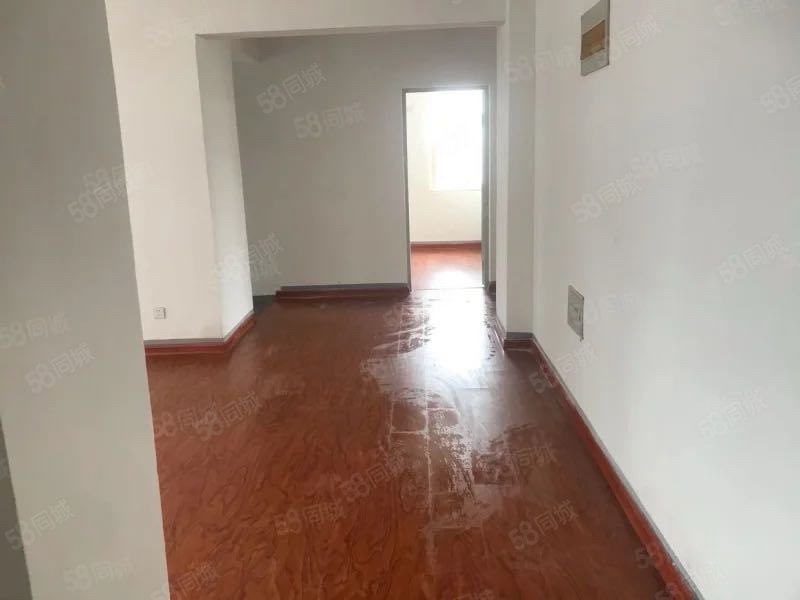 古泉小区3室2厅1卫107.16㎡东33万