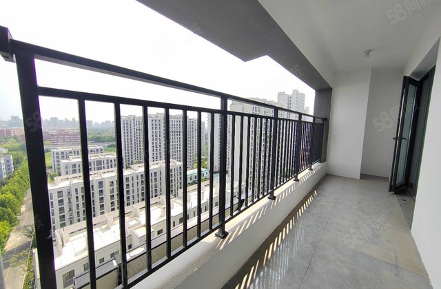 急售东边户儒辰辰悦三室两卫！二中！双阳台！消防队家属院书香东