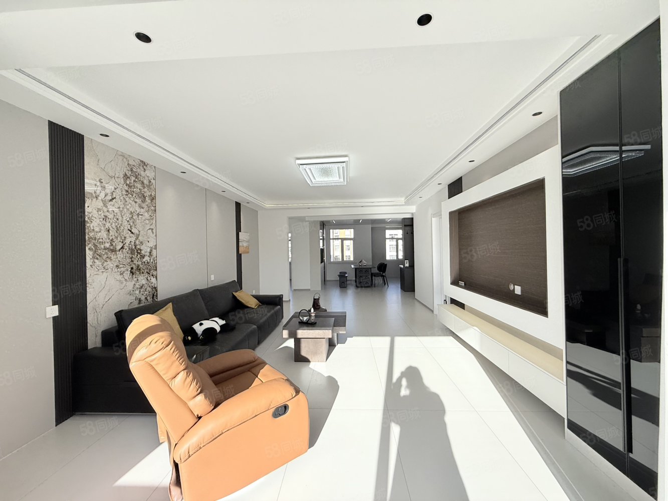 和谐佳园3室2厅2卫147㎡南北98万