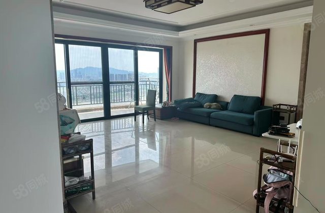 恒大御景半岛4室2厅203.44㎡460万二手房图片