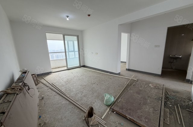 阿卡六期  前排 双阳台 单价5千多新房未住婚房必看 随时看