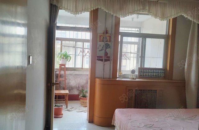 北顺 北健康路面粉厂家属院三室两厅一卫三中北顺 市医院