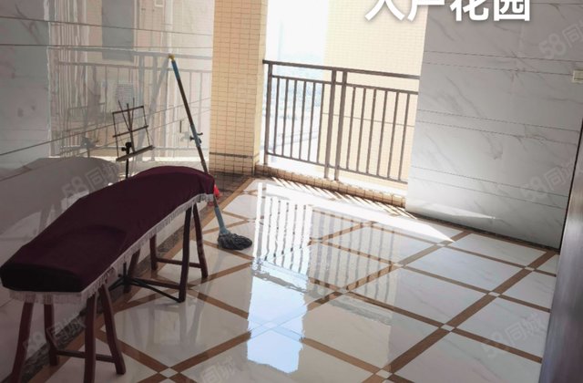 颐澳湾4室2厅146.7㎡138万二手房图片