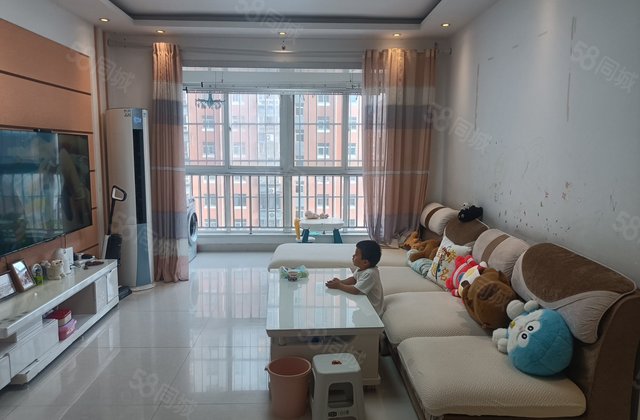 阿尔卡汽车站 正规小高三室，带装修诚心出，价格可聊 莲湖花园