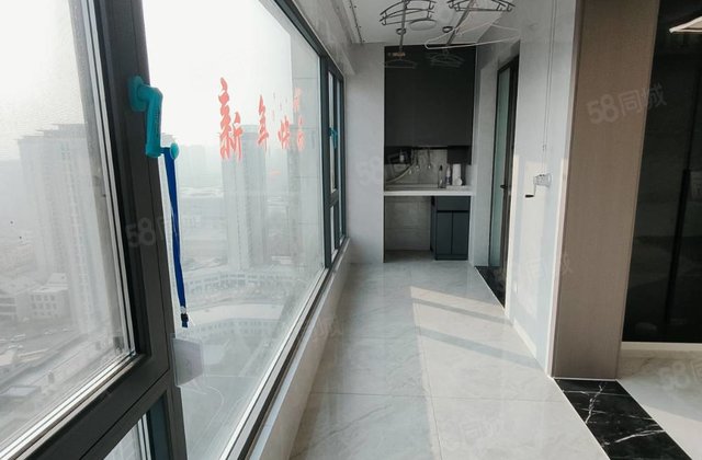 万达旁精装婚房！荣盛江山印带车位储！建设路小學 东昌中学北校