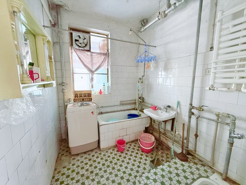 虹美新村2室2厅1卫72㎡南北19.9万