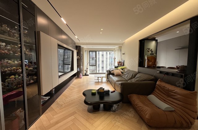 兴进漓江壹号龙瑞阁3室2厅102㎡139万二手房图片