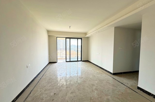 保利中环广场4室2厅122.71㎡160万二手房图片