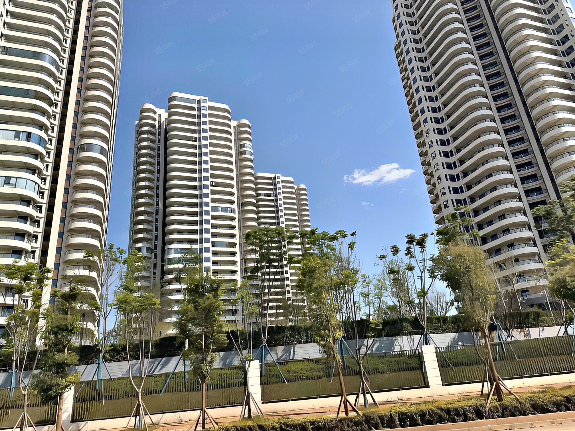 清凤滇池美岸2室2厅1卫88㎡南北70万