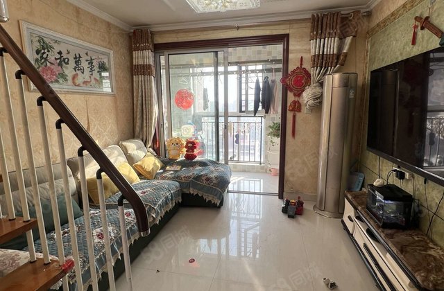 建设路 水岸花语 复式 三层 复式68.8带地下车位 随时看