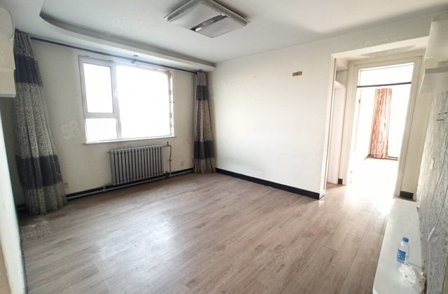 龙山花园3室 三楼东边户 性价比高 近文轩外国语老一中二实验