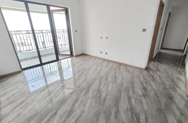 聊大  实验  中学对过新房未住学府印象带车位地下室随时看房