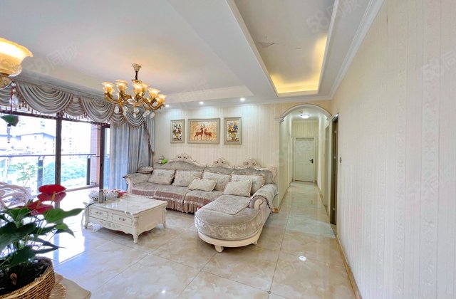 龙城国际一期4室2厅125.85㎡149万二手房图片