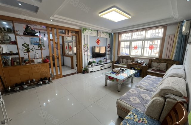 急售！阳光实验三里铺中间楼层，大平方三室朝阳，房东诚心卖