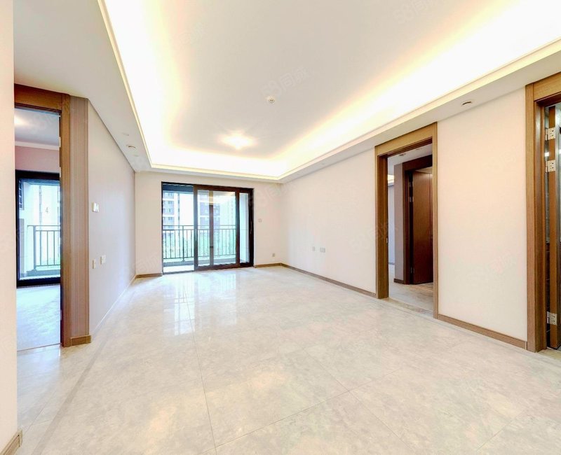 【10图】精装修 3室2厅 万科澜岸 112平 电梯房 楼层好 视野无,万科澜