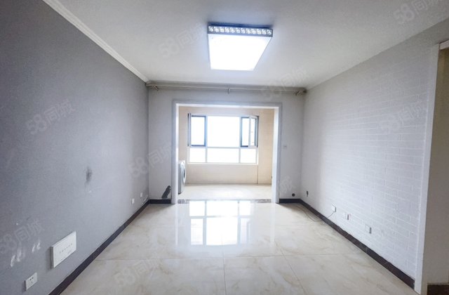 新上房源 门口亿丰 挨振兴路 柒中 靠阿尔卡迪亚 水岸花语