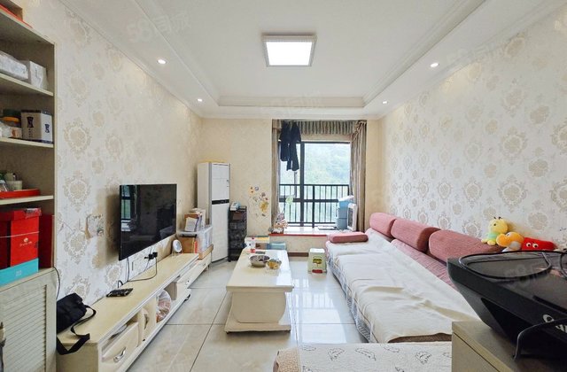 融创凡尔赛领馆(一期)2室2厅64.17㎡73.5万二手房图片