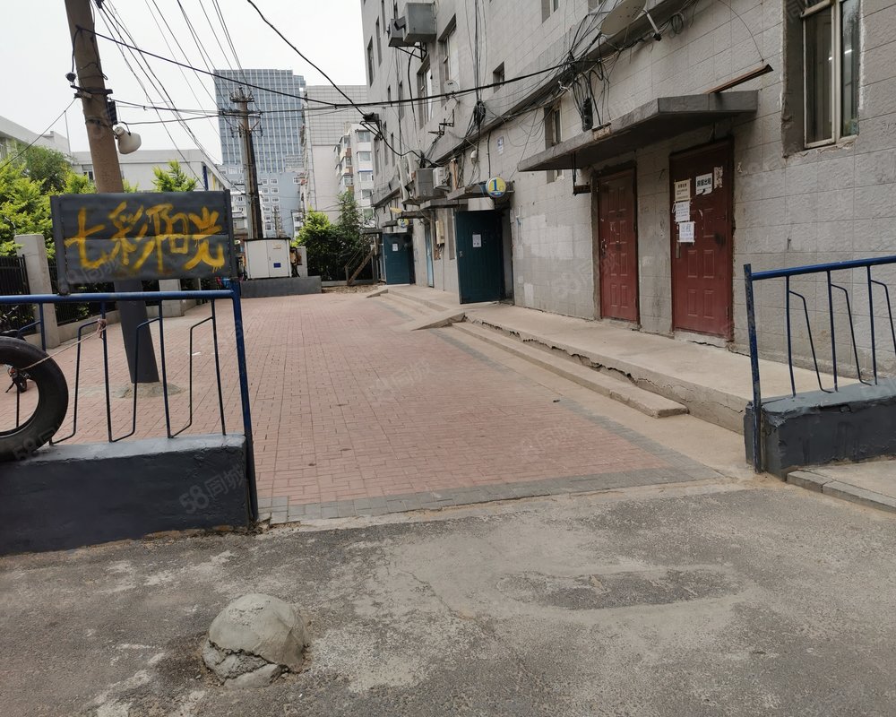 安达街35号小区一环以内