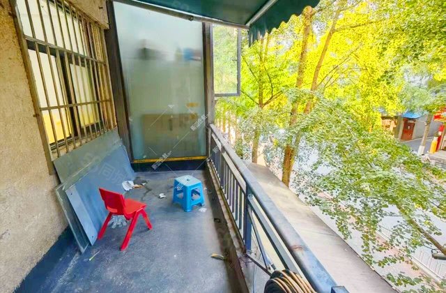 文翠苑3室2厅100㎡123万二手房图片