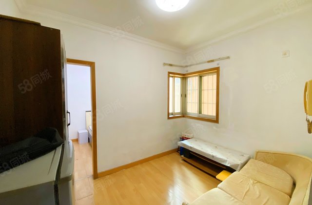 第二金碧花园1室1厅28㎡80万二手房图片