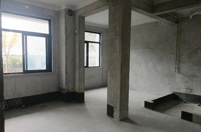 保集御府3室2厅93㎡75万二手房图片