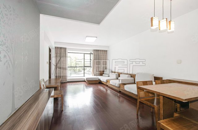 融华世家3室2厅136.1㎡1250万二手房图片