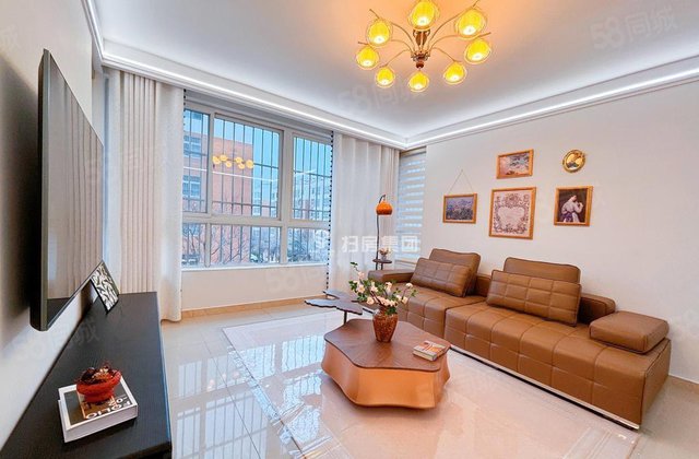 房东急售 边户送大飘窗 送37平大车库 免大税房源真实