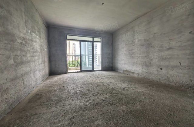 兴润秋语台3室2厅136㎡80万二手房图片
