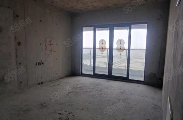 飞鹏海岸城4室2厅145㎡115万二手房图片