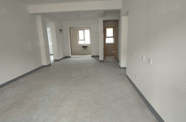 江北水镇洋房 好楼层 送储藏室 随时可以看房