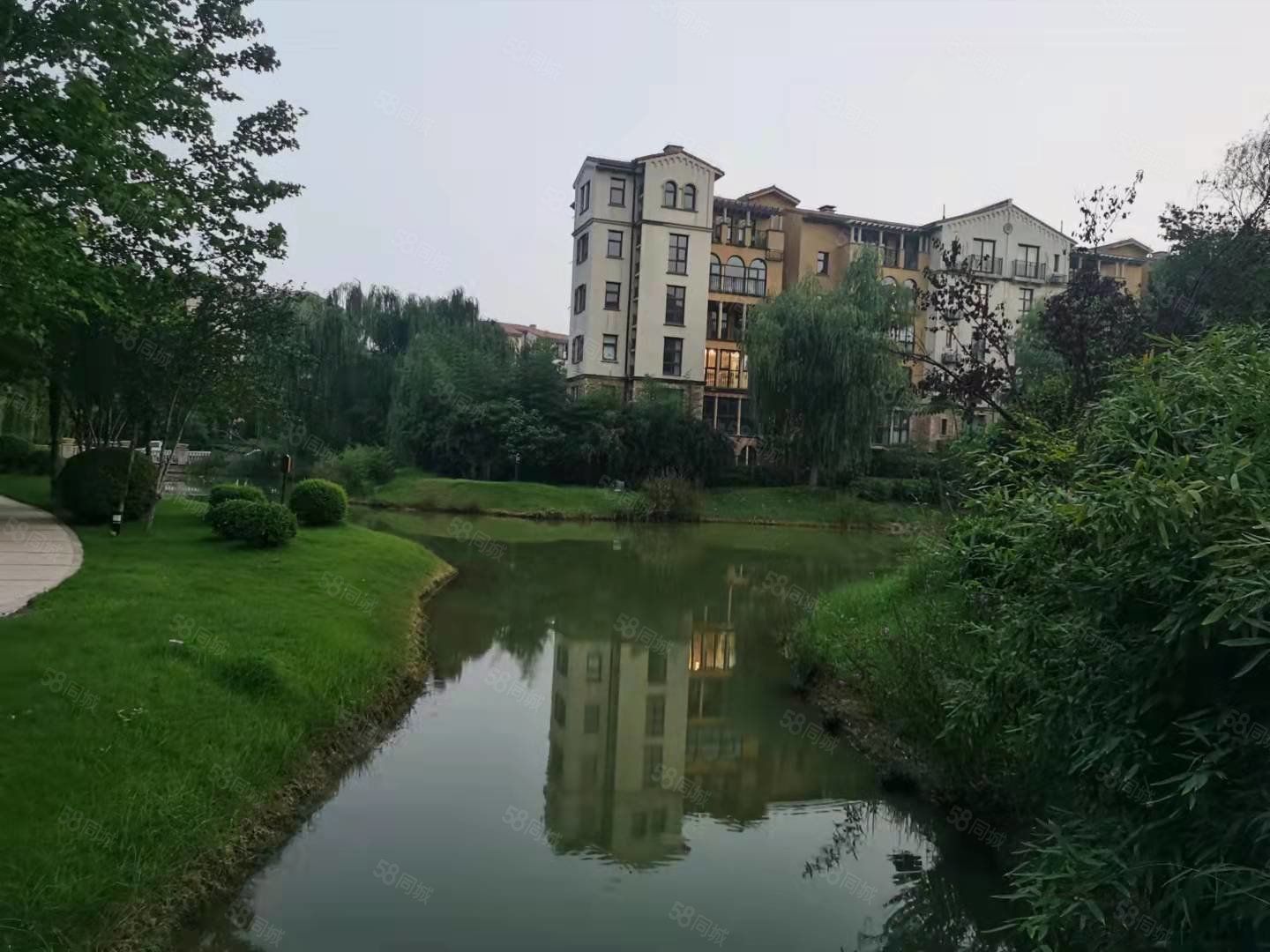 果岭山水三期岛屿生活2室2厅1卫89.9㎡东北89万