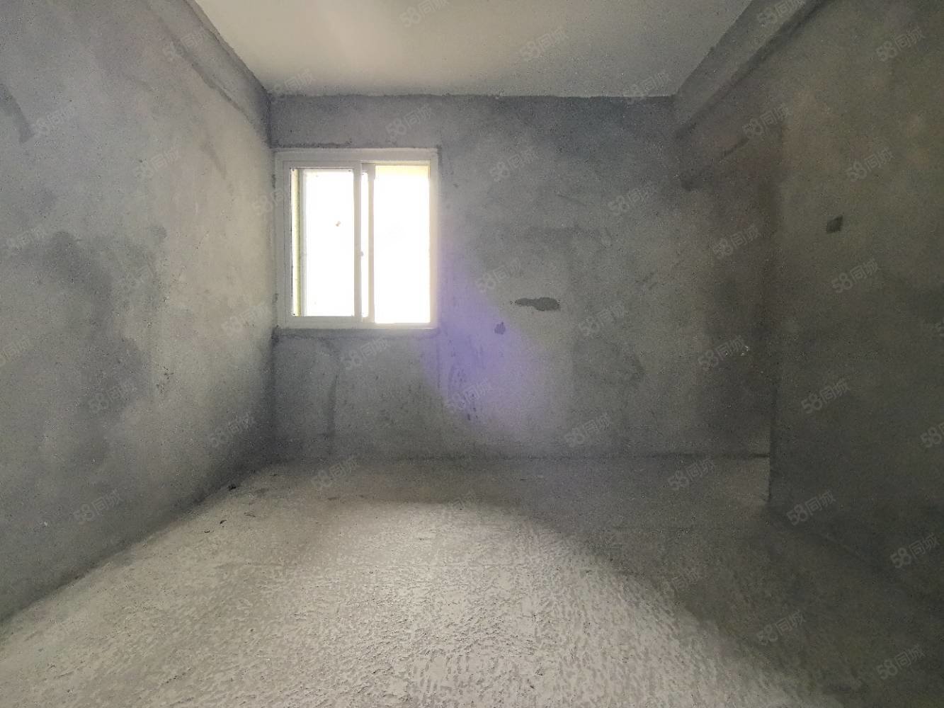 香山苑小区(张湾)3室2厅1卫105㎡南北69万