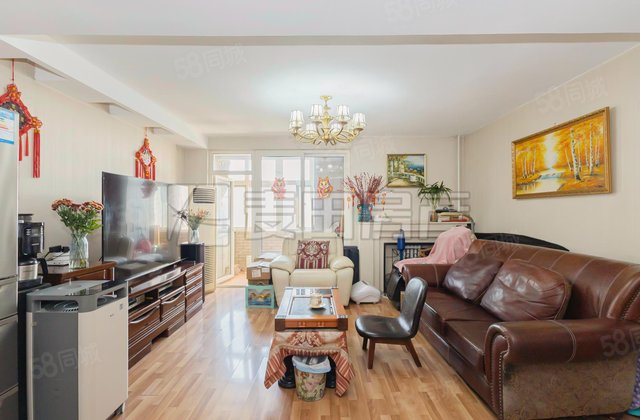 頤源居3室2廳2衛(wèi)143㎡西北1258萬