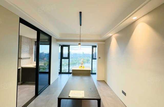 复地金融岛4室2厅149㎡650万二手房图片