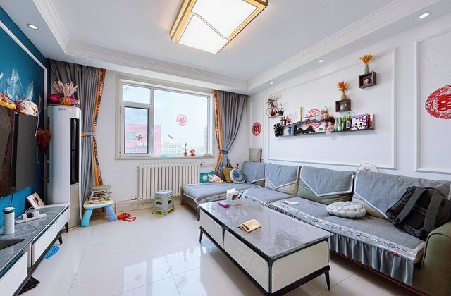 嘉明实验   恒信阳光里程 精装小三房 商品住宅 停车方便