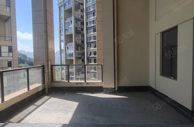 凤凰院景4室2厅169㎡89.8万二手房图片
