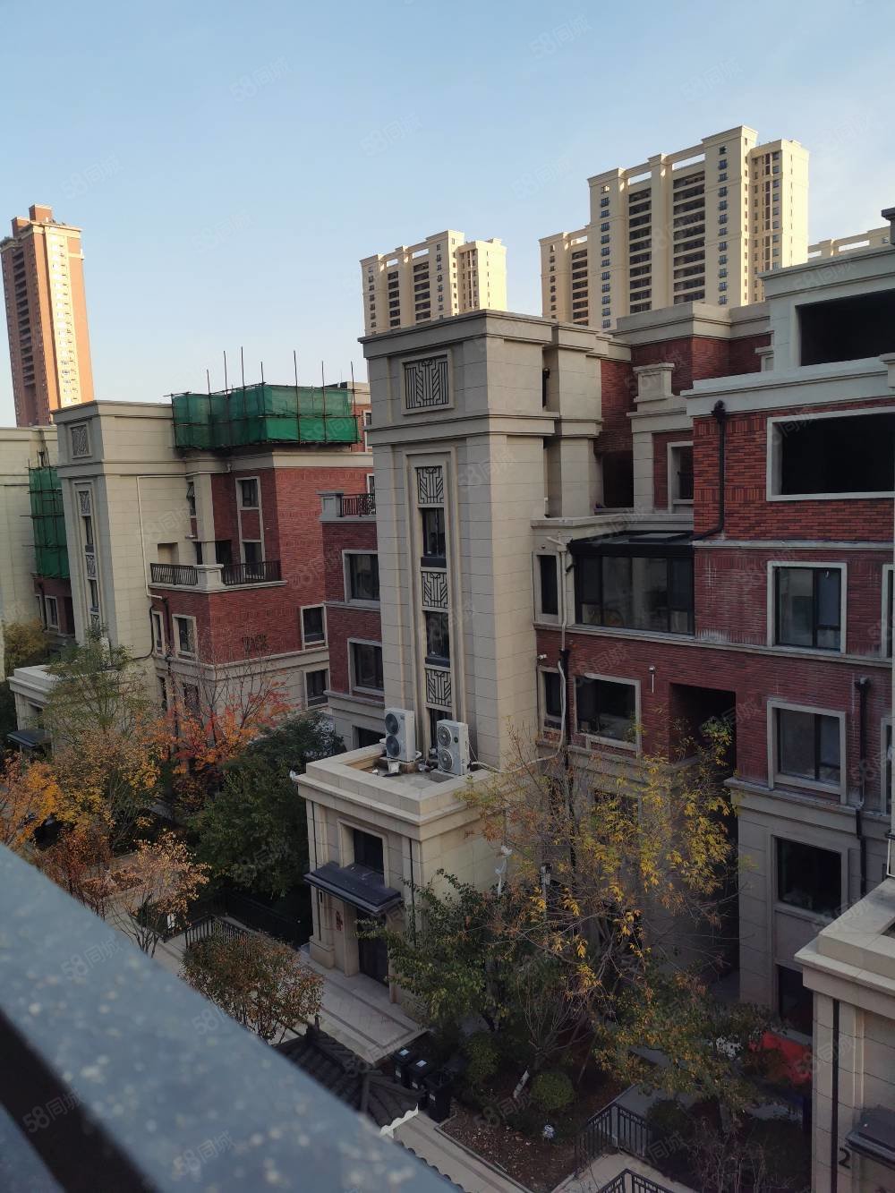 金地樾檀山3室2厅2卫128.08㎡南北248万