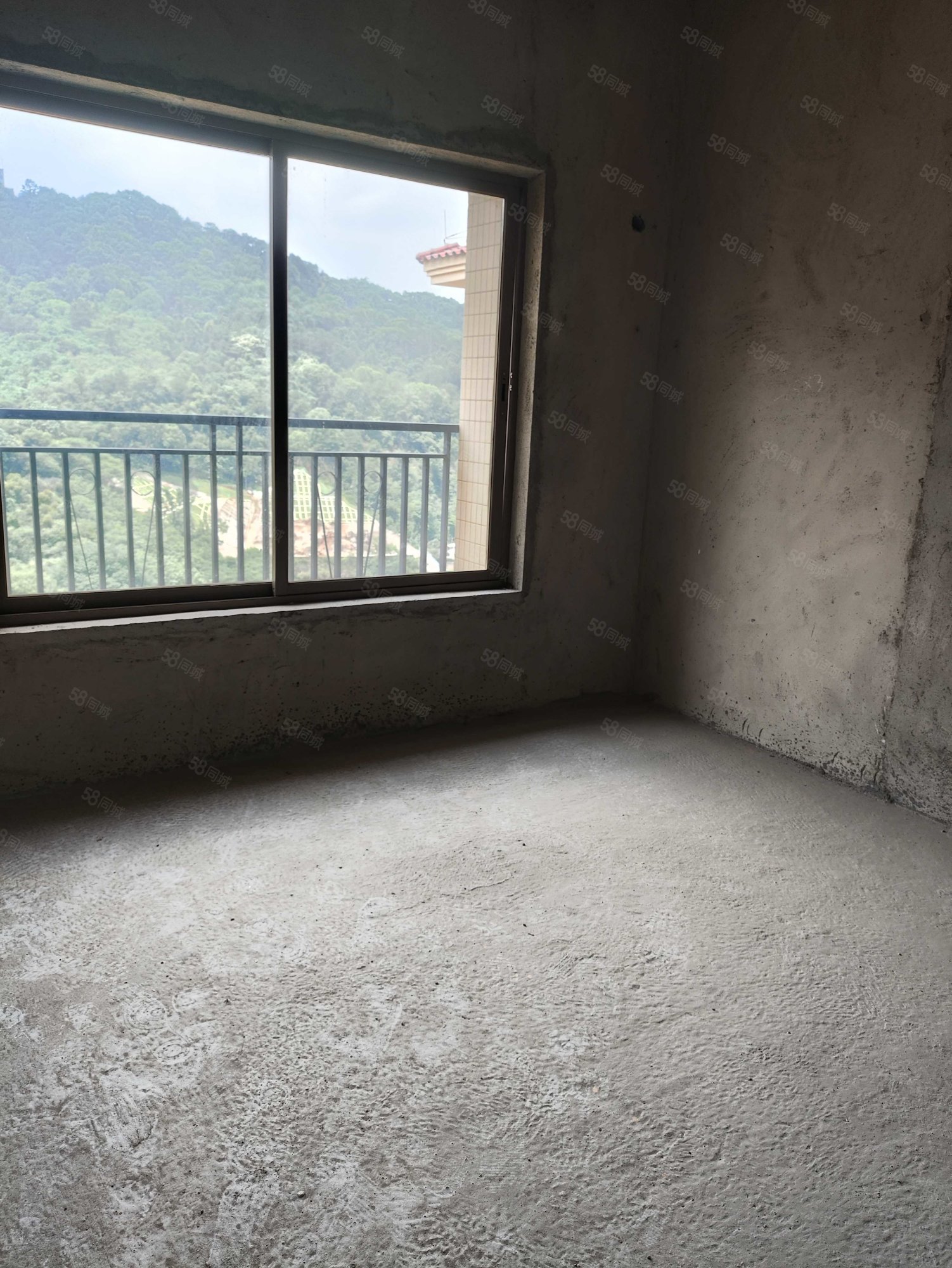 欧浦御龙湾3室2厅2卫115㎡东南78万