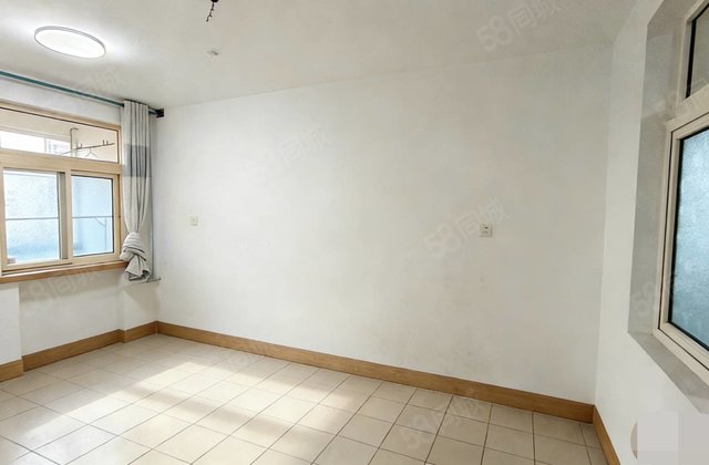 东昌路市医院家属院，三中北顺  东昌中学，满五唯一，南北通透