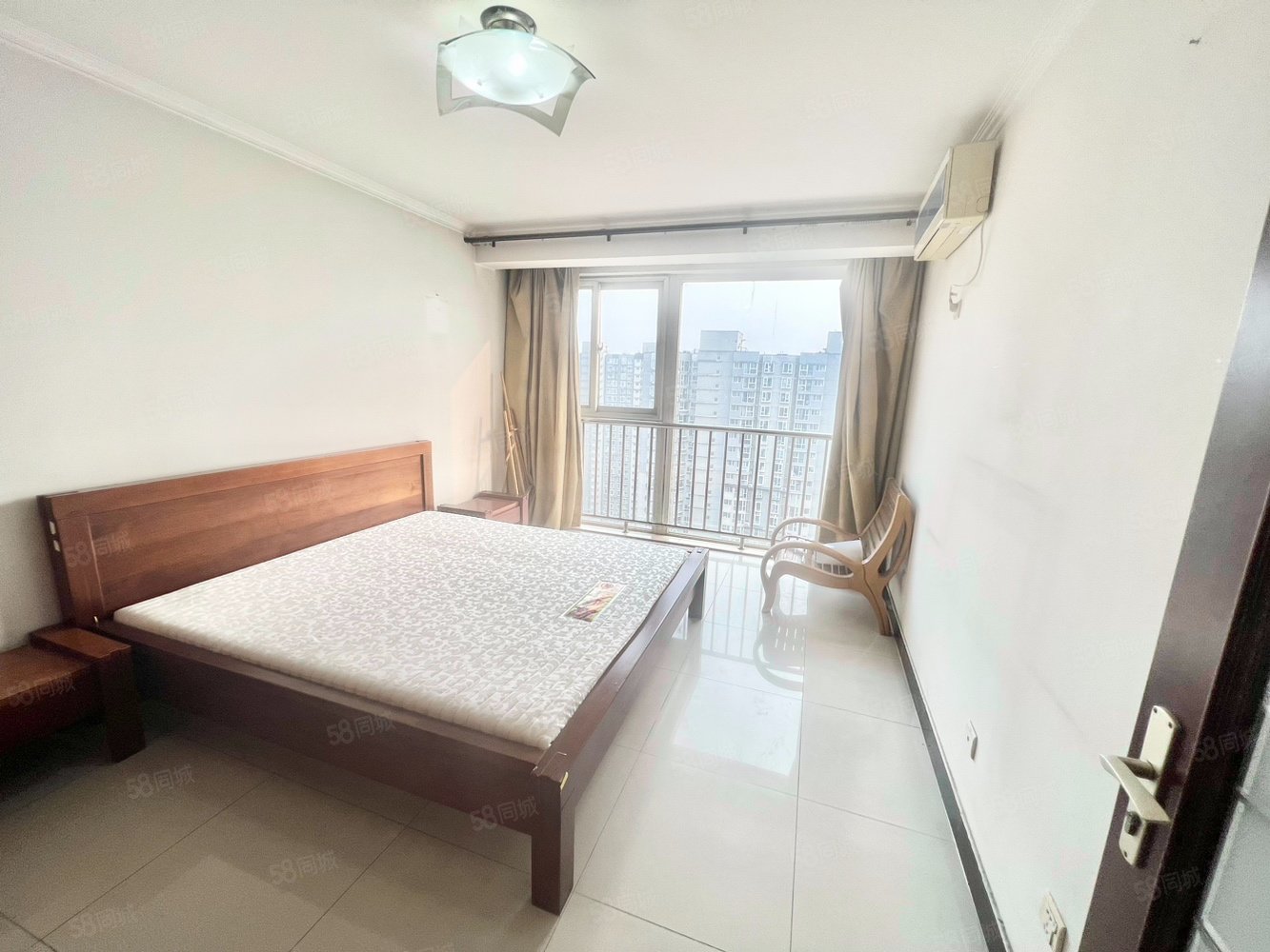 國美第一城3號(hào)院2室2廳1衛(wèi)97.9㎡東南430萬