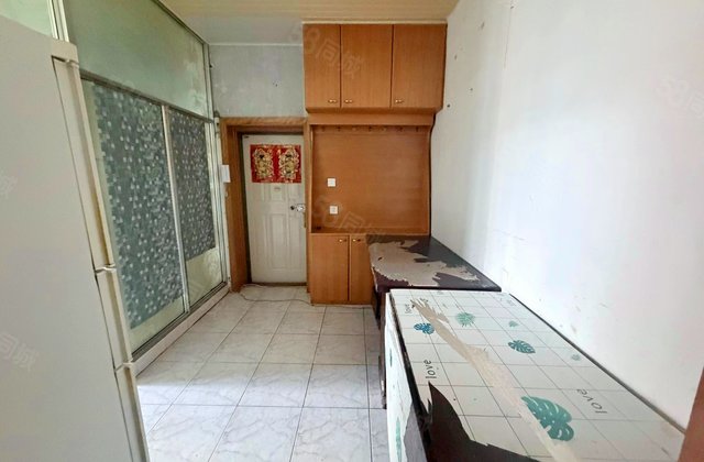 香顺街小区(香顺街81号,五叙街100号,102号)2室1厅62㎡25.8万二手房图片