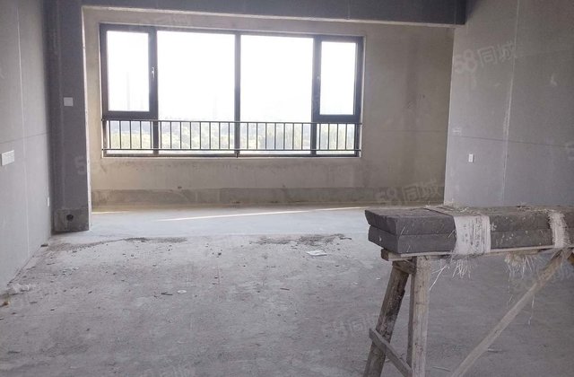 电大路旁新房 走一手可更名 无大税 位置优越 超 低 总价