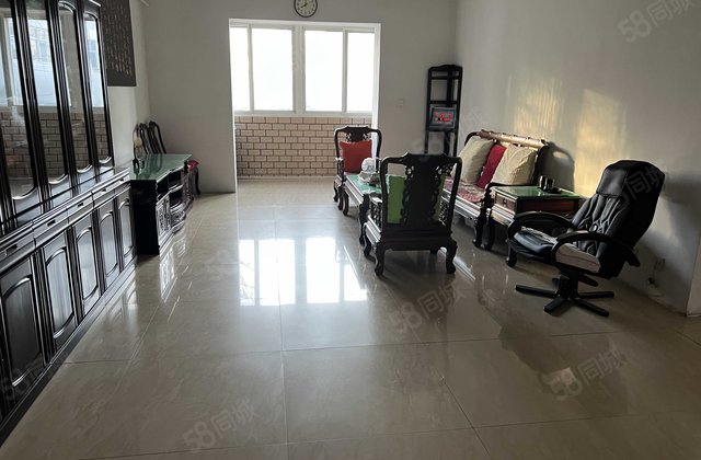 铁翼园2室2厅143.02㎡65万二手房图片