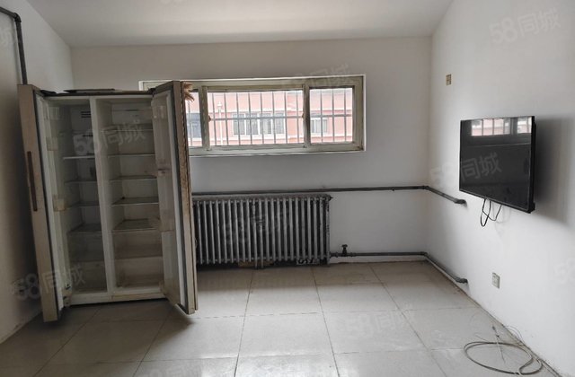 东昌本部，北顺  ，三中，三室，停车方便，可谈