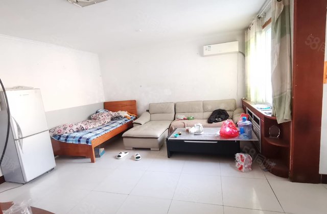 文轩，东关国际，新时代，南北通透两室，停车方便