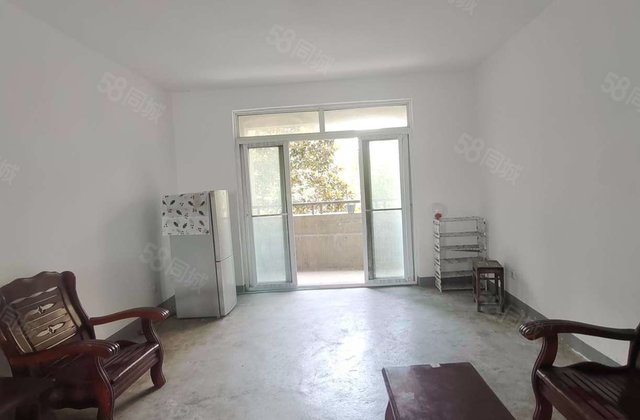 滨湖景城(东区)3室2厅134㎡55万二手房图片